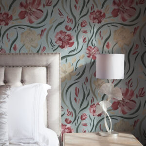 Carta da parati Fiori acquerellati su sfondo blu, motivo rosso e beige