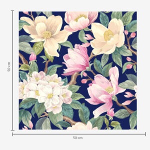 Carta da parati Magnolie e boccioli su uno sfondo blu navy intenso