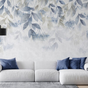 Carta da parati foglie ricche di texture che ricadono a cascata, con fiori nei toni del blu e del beige