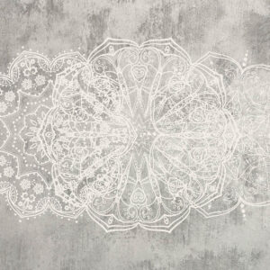 Carta da parati Un dettagliato e intricato motivo mandala in pizzo bianco su uno sfondo murale grigio loft